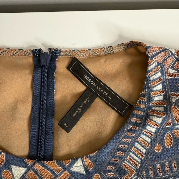 BCBG Maxazria - Alina Mini Shift Dress - Boho Long Bell Sleeves - XS - Picture 3 of 11